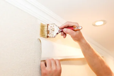 Pose de papier peint à Scata — revêtements muraux et toiles de verre